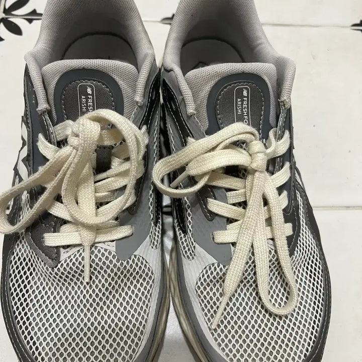 [BUNJANG] New Balance Arishi v4 260 Running Shoes / 뉴발란스 아리쉬v4 260
