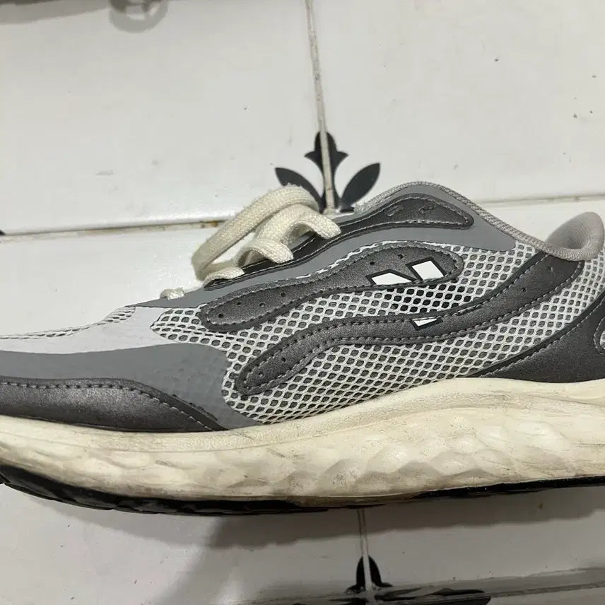 [BUNJANG] New Balance Arishi v4 260 Running Shoes / 뉴발란스 아리쉬v4 260