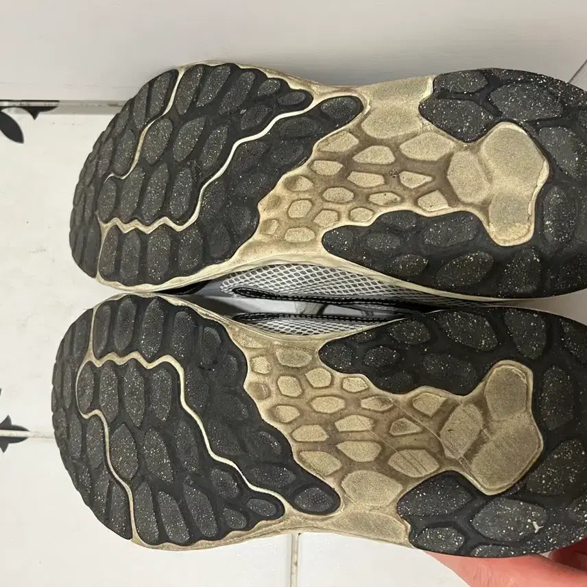 [BUNJANG] New Balance Arishi v4 260 Running Shoes / 뉴발란스 아리쉬v4 260