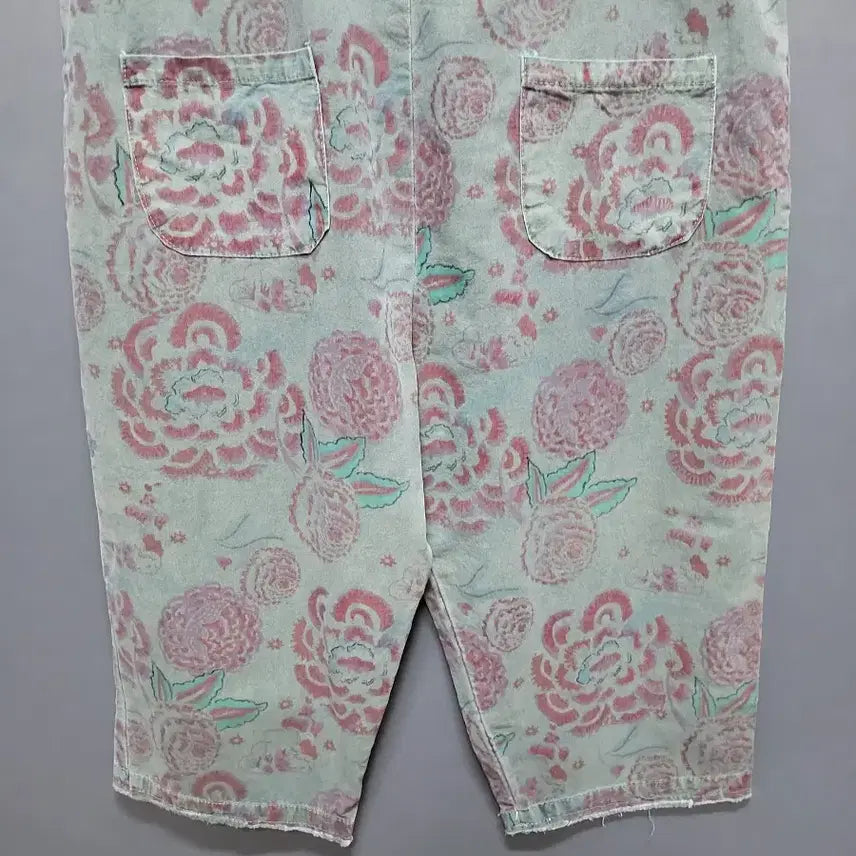 [SOLD OUT] 플라워 패턴 워싱 면 멜빵 바지 (77반까지 )