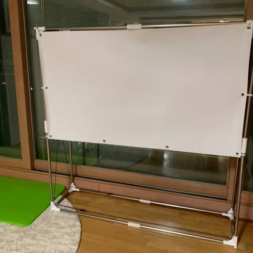 [BUNJANG] Portable Beam Screen Camping &amp; Meeting Stand Type / 휴대용 빔스크린 캠핑용 빔 스크린 회의용빔 스크린 캠핑장비 룸앤티비