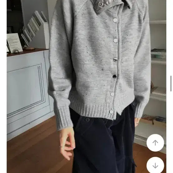 [BUNJANG] WeAreUs Pepper High Neck Button Cardigan Gray / 위크어스 페퍼 하이넥 버튼 가디건 그레이 회색