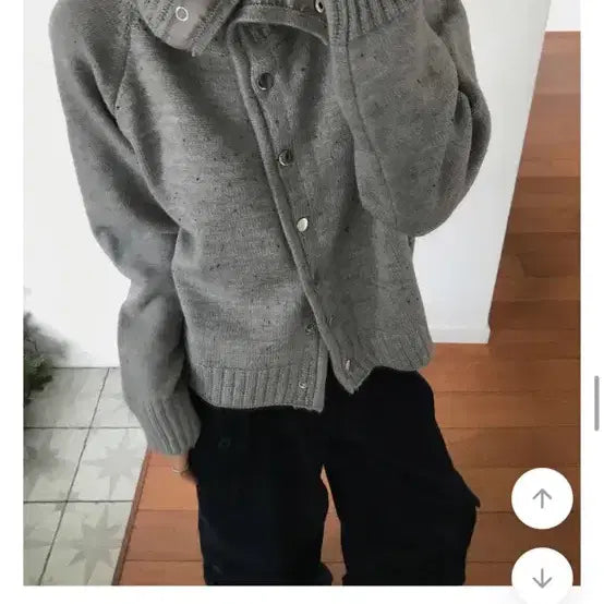 [BUNJANG] WeAreUs Pepper High Neck Button Cardigan Gray / 위크어스 페퍼 하이넥 버튼 가디건 그레이 회색