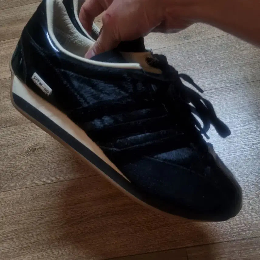 [BUNJANG] Adidas Song for the Mute Suede Sneakers / 아디다스 송포더 뮤트 송치 285 블랙
