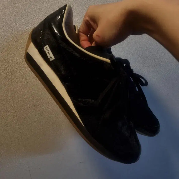 [BUNJANG] Adidas Song for the Mute Suede Sneakers / 아디다스 송포더 뮤트 송치 285 블랙