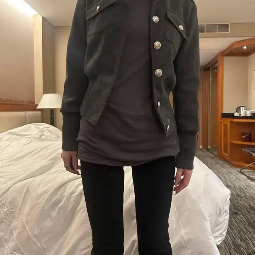 [BUNJANG] Innermute Black Up Epaulet Short Jacket / 급전)이너뮤트 블랙업 epaulet short jacket 나폴레옹 자켓