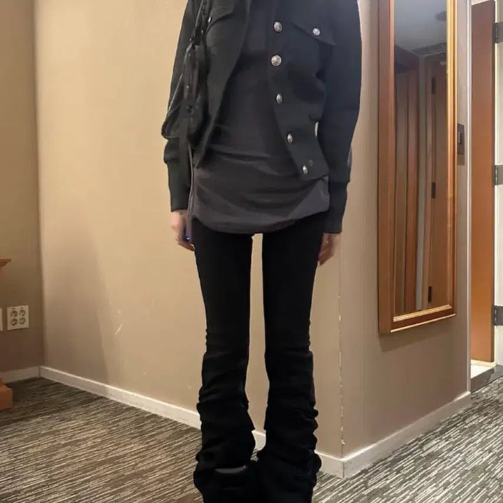 [BUNJANG] Innermute Black Up Epaulet Short Jacket / 급전)이너뮤트 블랙업 epaulet short jacket 나폴레옹 자켓