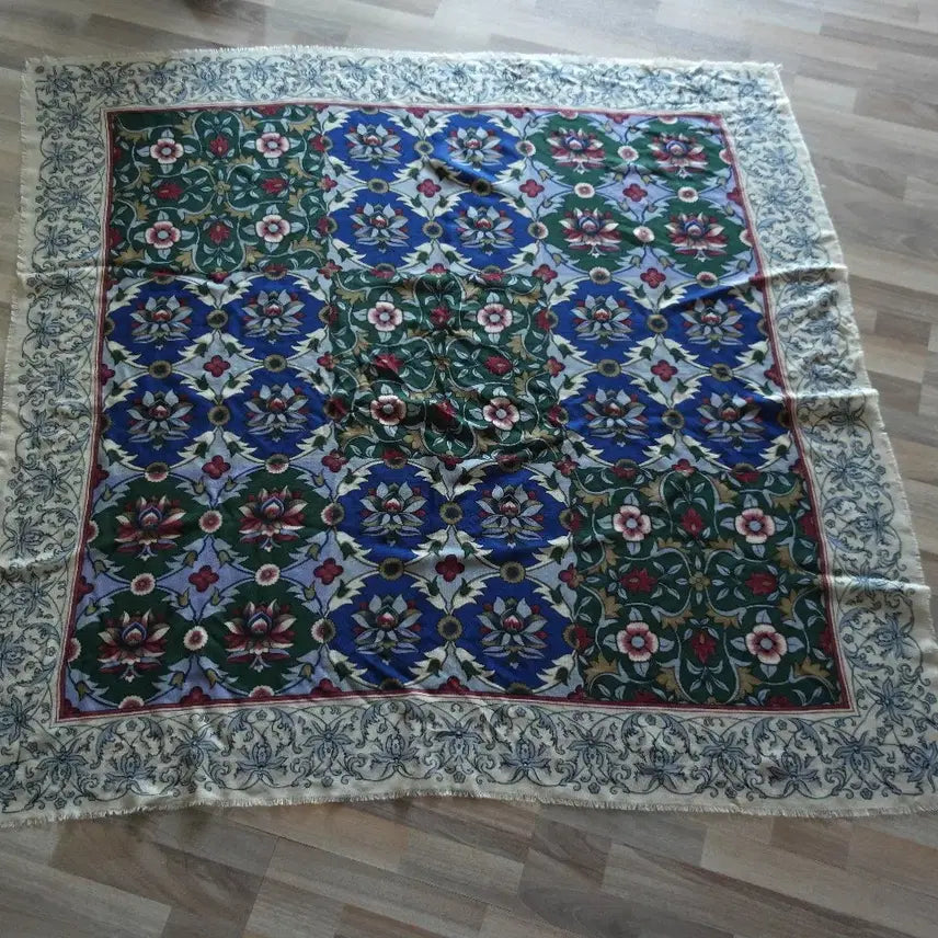 [BUNJANG] BASILE Italian Square Scarf / BASILE이태리제정사각스카프