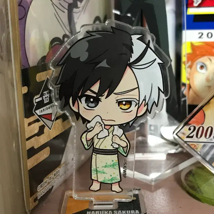 [BUNJANG] WAKEONE ZEROBASEONE Sakura SD Acrylic Stand / 윈브레 사쿠라 sd 아크릴 스탠드