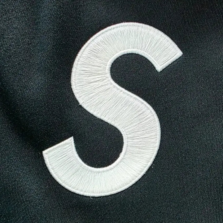 [SOLD OUT] 슈프림 S 자수로고 스웻 조거팬츠.L.