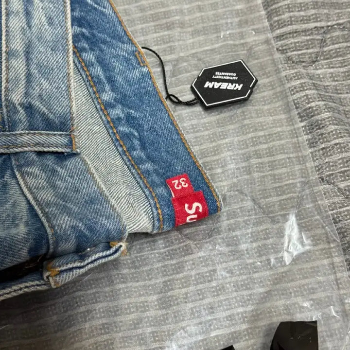 [BUNJANG] Supreme Double Knee Painter Pants Washed Blue - 23SS / 32] 슈프림 더블 니 페인터 팬츠 워시드 블루 - 23SS