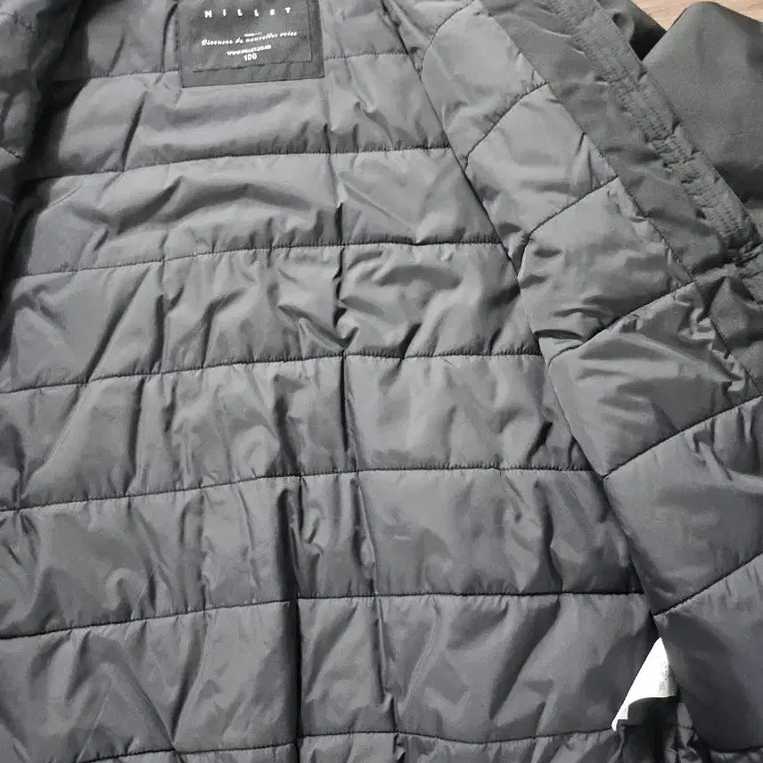 [SOLD OUT] 밀레 남성 봄버 자켓 블랙  100