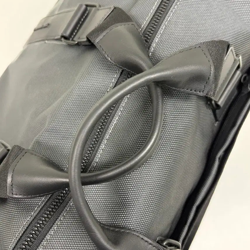 [BUNJANG] Mandarina Duck ILLUSO Boston Bag / [정품/새상품] 만다리나덕 ILLUSO 보스턴백