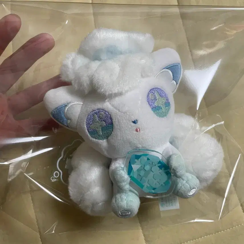 [BUNJANG] Evolution Stone Six Tails Doll / 진화의돌 식스테일 인형
