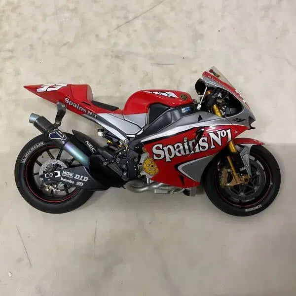 [BUNJANG] Tamiya Yamaha YZR-M1 33 Masterwork Collection 1:12 Scale Model / 타미야 Tamiya 1:12마스터워크콜렉션 야마하YZR-M1 33중고제품