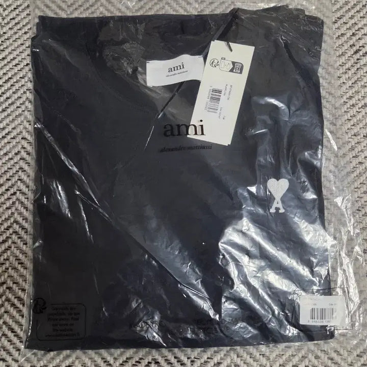 [BUNJANG] Amis Logo Black Short Sleeve T-Shirt M / 아미스몰로그(흰색와플자수) 검정반팔티M