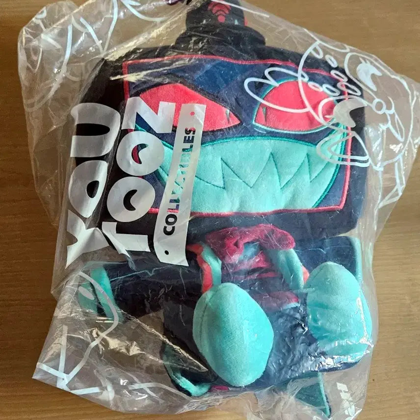[BUNJANG] Hazbin Hotel Official Vox Doll (Sealed) / 해즈빈 호텔 공식 복스 인형 (미개봉) 판매합니다
