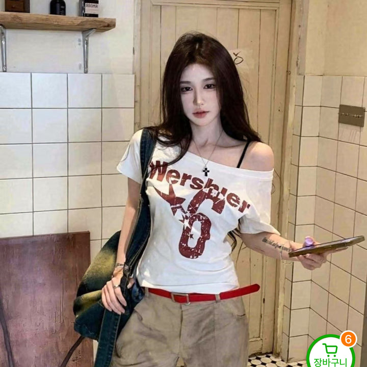 [BUNJANG] Red Printed One-Shoulder Top / 레드 프린팅 원 오프숄더 티셔츠