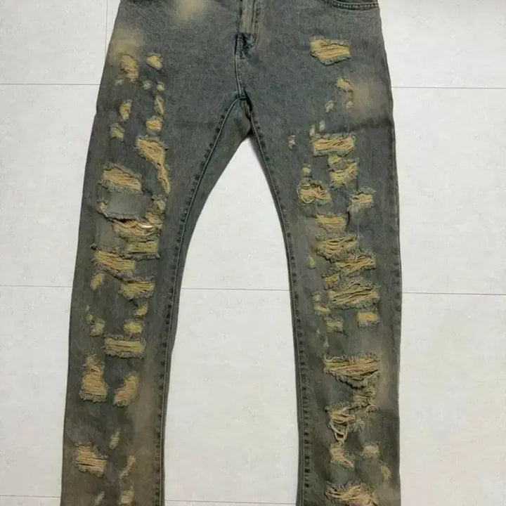 [BUNJANG] Sunday Off Club Denim Jeans (L Size) / 선데이오프클럽 디스진 L사이즈
