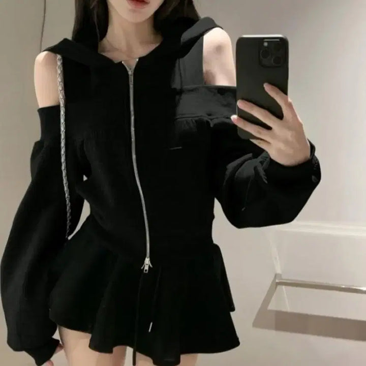 [BUNJANG] Off-Shoulder Two-Way Hoodie Black / 오프숄더 투웨이 후드집업 블랙