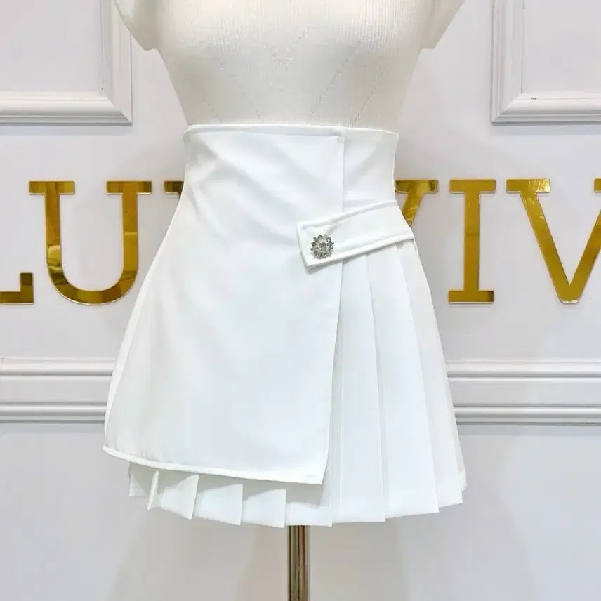 [BUNJANG] Rubbyb Cubic Silvia Pleated Skirt / 럽비비ㅣ큐빅 실비아 스커트 (수입의류/수입스커트)