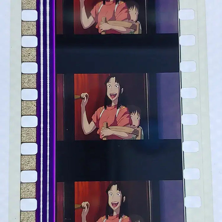 [BUNJANG] Ghibli Spirited Away Film Cut Set / 지브리 센과 치히로의 행방불명 영화필름컷 6프레임 3매 (F-23)