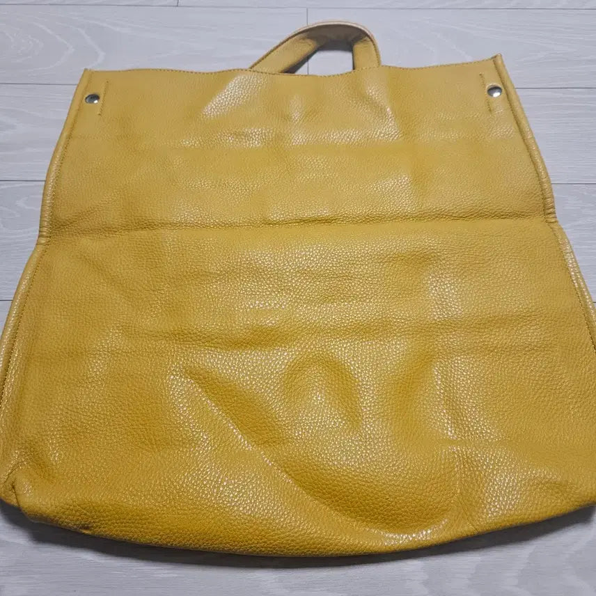 [BUNJANG] 브리엘 옐로우/회색 가죽 토트백 + 클러치백 세트 새상품 / 브리엘 옐로우/회색 가죽 토트백 + 클러치백 세트 새상품