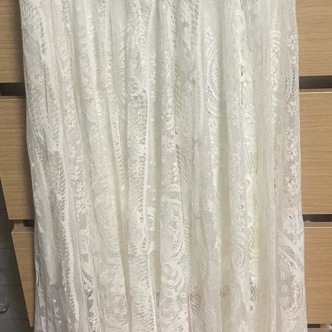 [SOLD OUT] 아이보리밴딩레이스롱스커트