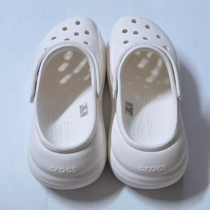 [BUNJANG] Classic Crush Clog White (M7, W9) / 클래식 크러쉬 클로그 본 화이트(M7, W9)