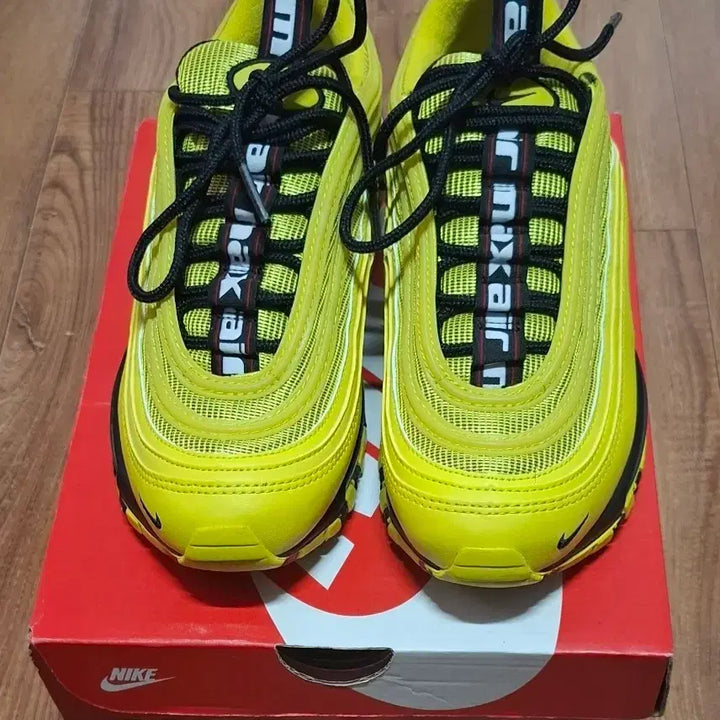 [BUNJANG] Nike Air Max 97 Bright Citron (GS) Sneakers / 235 (GS)나이키 에어맥스 97 브라이트 시트론 새상품