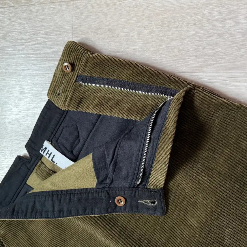 [BUNJANG] MHL Corduroy Skirt Olive / MHL 코듀로이 스커트 M 올리브