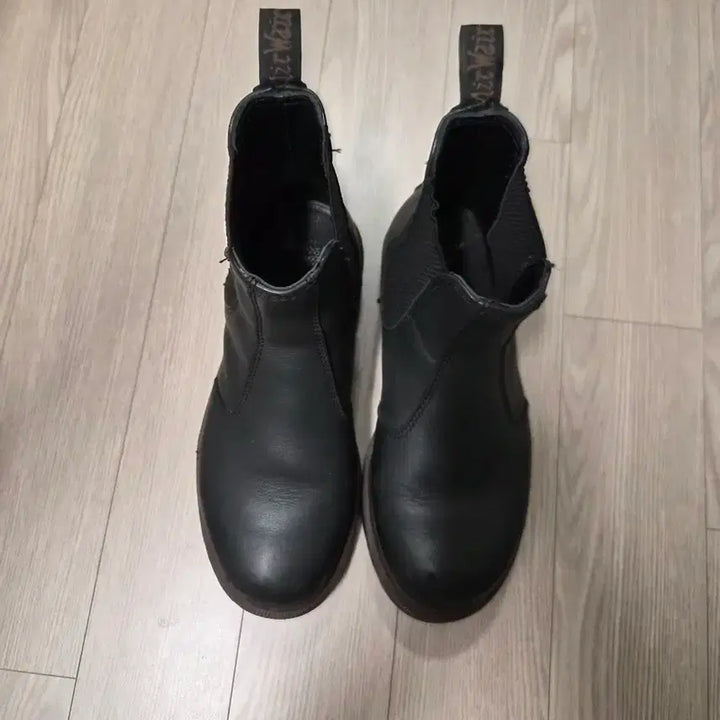 [BUNJANG] Dr. Martens Chelsea Boots / 닥터마틴 블랙 첼시 부츠