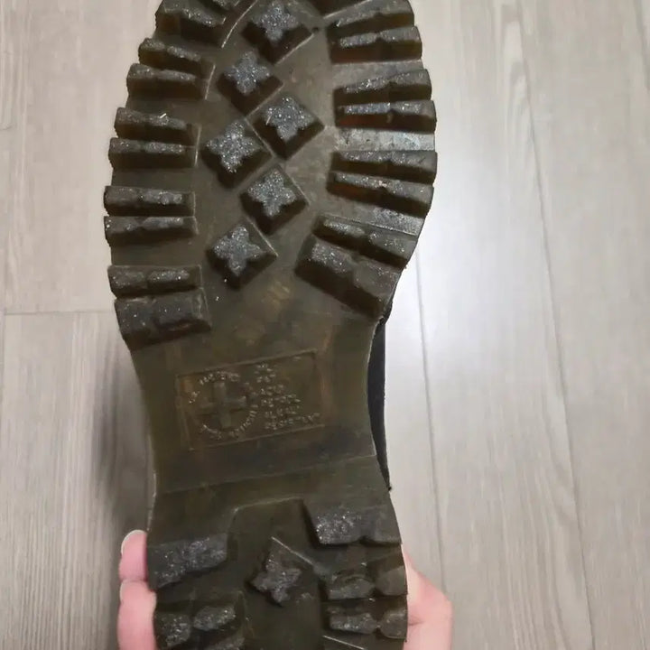 [BUNJANG] Dr. Martens Chelsea Boots / 닥터마틴 블랙 첼시 부츠