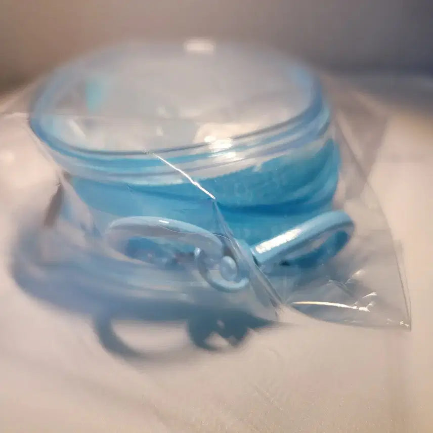 [SOLD OUT] 비오레 UV 스키즈 인형 투명 키링 파우치 블루
