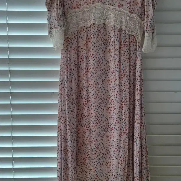 [BUNJANG] ByCini Miu Lace Dress Pink / 바이씨니 제작 미우레이스 원피스 핑크