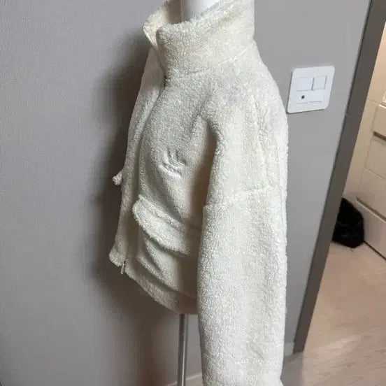 [BUNJANG] Adidas Teddy Cropped Fleece Jacket FU3926 Ivory / 아디다스 뽀글이 테디 크롭 재킷 FU3926 아이보리