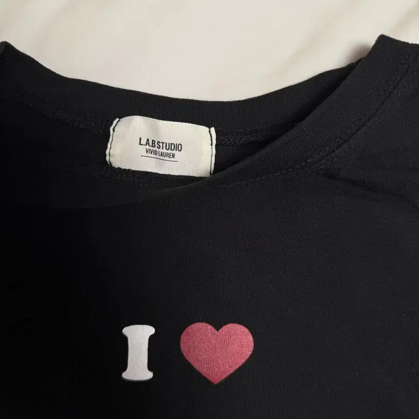 [BUNJANG] L.A.B Studio Black Short Sleeve T-Shirt (L) / L.A.B Studio  블랙 반팔 티셔츠 (L)