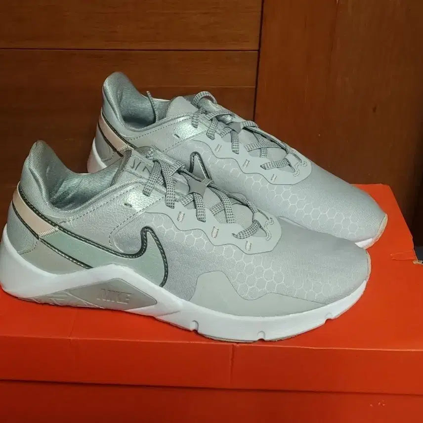 [BUNJANG] Nike Running Shoes (250/255) - New / 나이키 운동화 런닝화 250 255 새상품