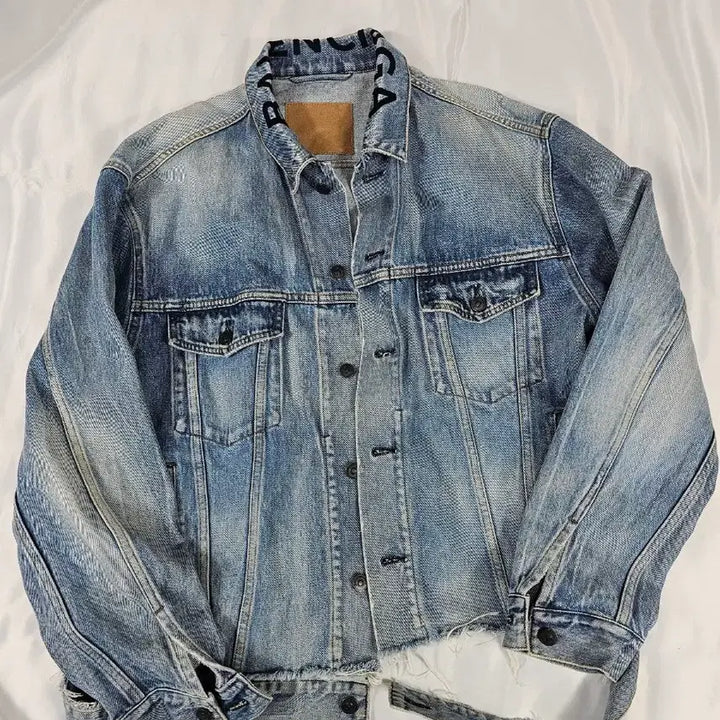 [BUNJANG] Balenciaga Neck Logo Denim Jacket / 발렌시아가넥로고데님자켓