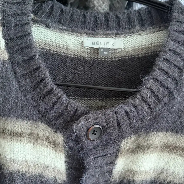 [BUNJANG] Vellie Brushed Tam Cardigan - Multi Navy / 벨리에 브러쉬드 탐 가디건 -멀티네이비