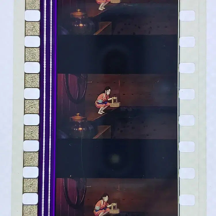 [BUNJANG] Ghibli Spirited Away Film Cut 6-Frame Set (F-30) / 지브리 센과 치히로의 행방불명 영화필름컷 6프레임 3매 (F-30)