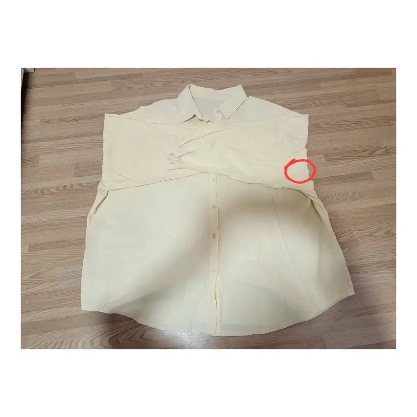 [SOLD OUT] 연노란색 남녀공용 오버핏 셔츠(프리사이즈)
