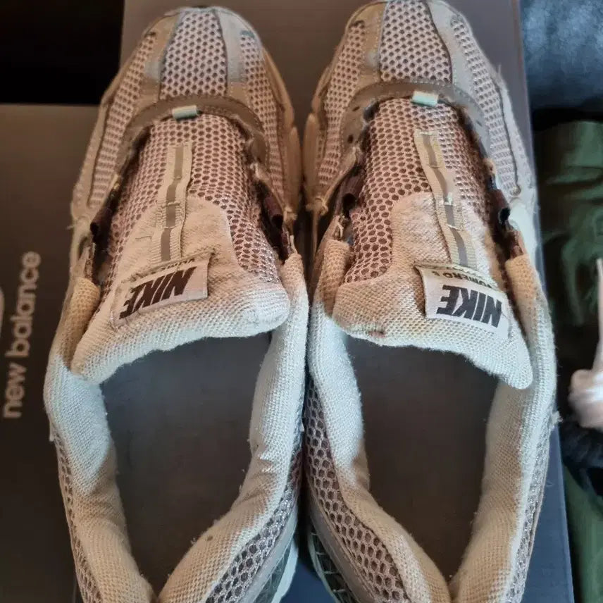 [BUNJANG] Nike Zoom Vomero Cobblestone Sneakers / 나이키 줌 보메로 코블스톤 280