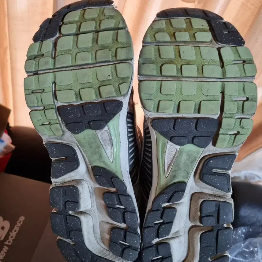 [BUNJANG] Nike Zoom Vomero Cobblestone Sneakers / 나이키 줌 보메로 코블스톤 280
