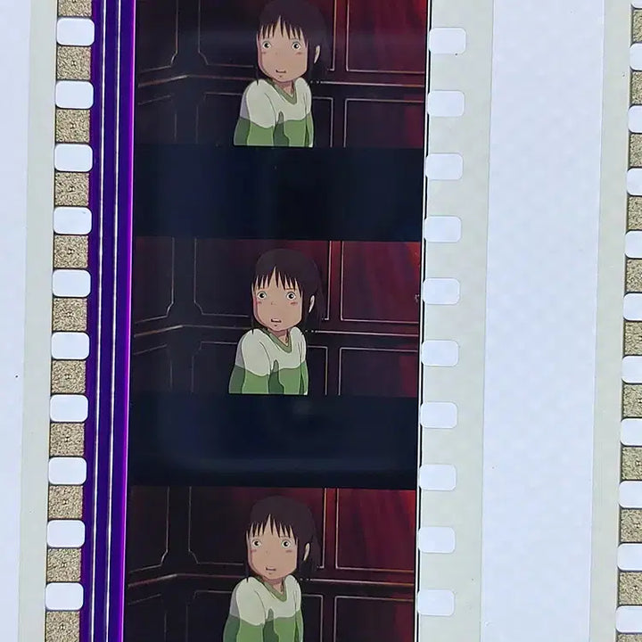 [BUNJANG] Ghibli Spirited Away Film Cut 6-Frame Film Set / 지브리 센과 치히로의 행방불명 영화필름컷 6프레임 3매 (F-49)