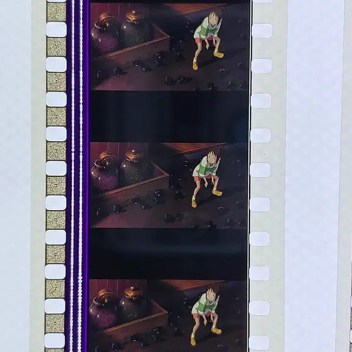 [BUNJANG] Ghibli Spirited Away Film Cut 6-Frame Film Set / 지브리 센과 치히로의 행방불명 영화필름컷 6프레임 3매 (F-49)