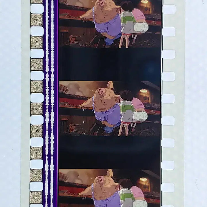 [BUNJANG] Ghibli Spirited Away Film Cut 6-Frame Film Set / 지브리 센과 치히로의 행방불명 영화필름컷 6프레임 3매 (F-49)