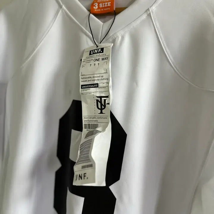 [BUNJANG] unf White T-shirt / unf