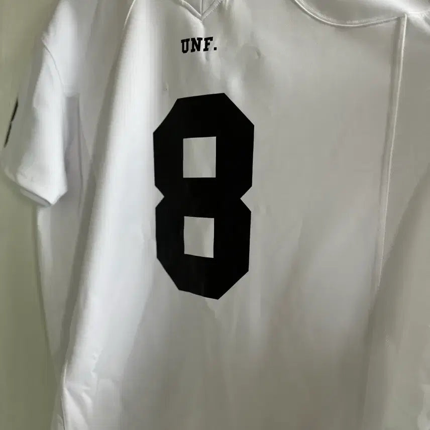 [BUNJANG] unf White T-shirt / unf