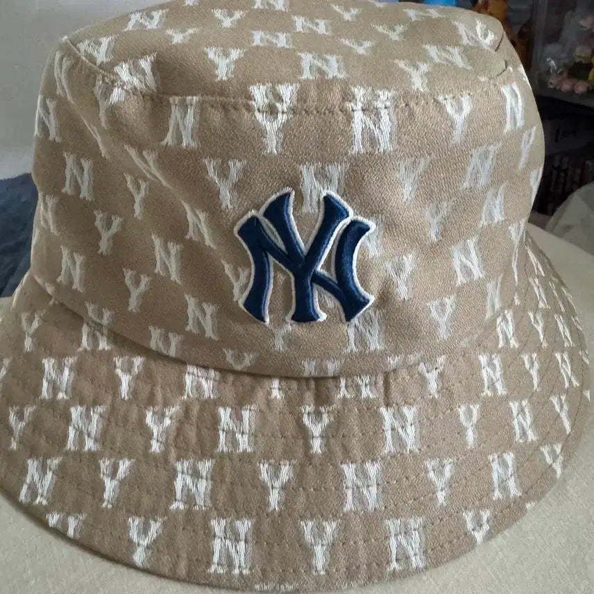 [BUNJANG] MLB NY Yankees Pattern Bucket Hat / MLB NY 엠엘비 뉴욕 양키스 패턴 벙거지 모자